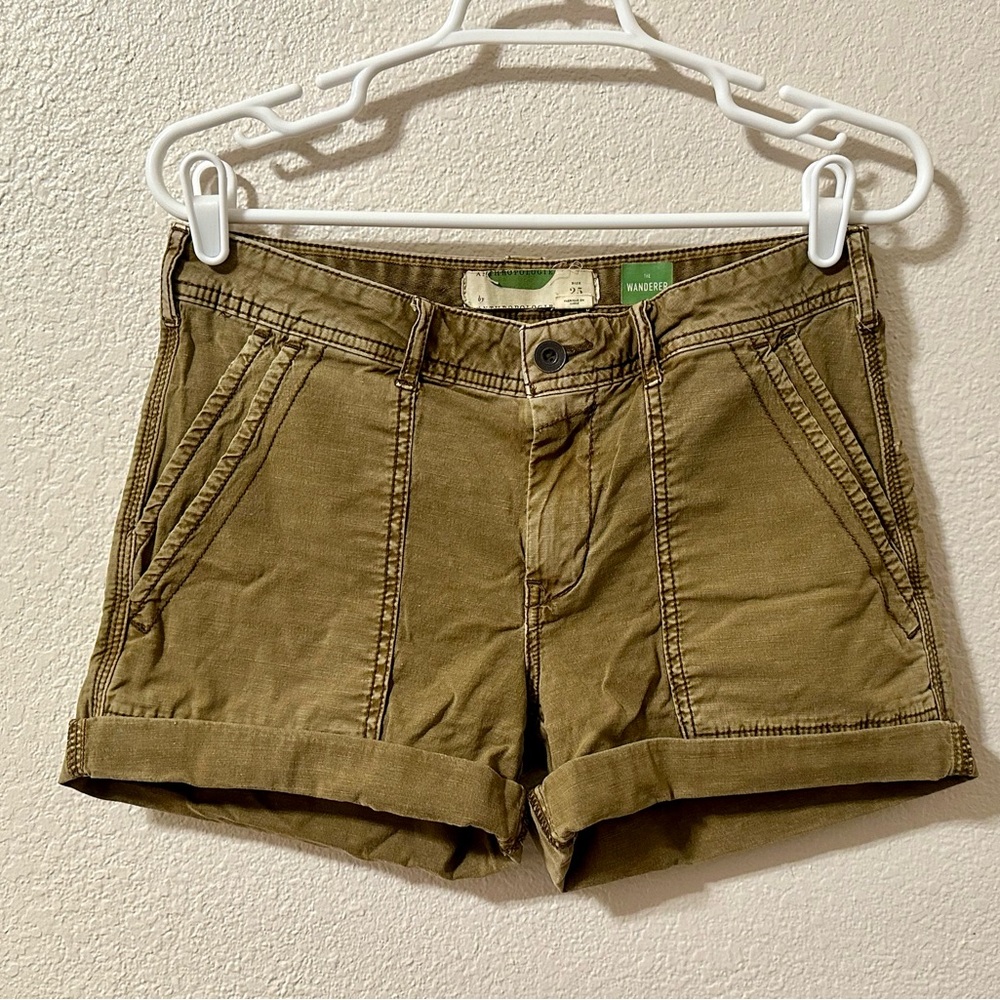 Anthropologie Pilcro Mid-Length Wanderer Shorts